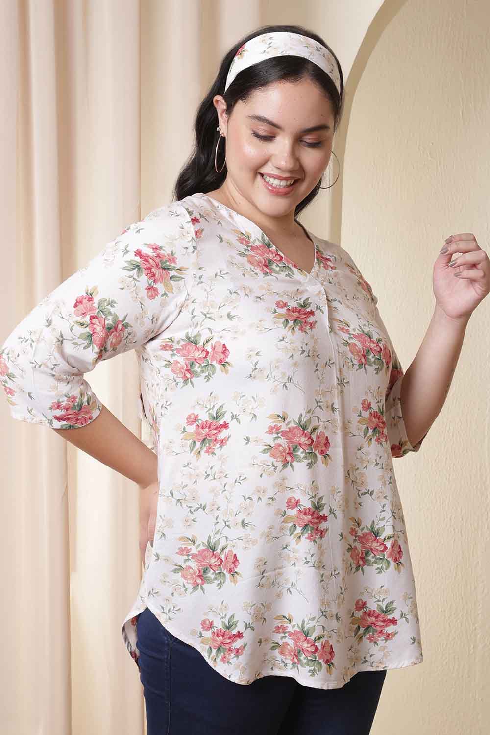 Comfortable Plus Size White Floral Print V Neck Top