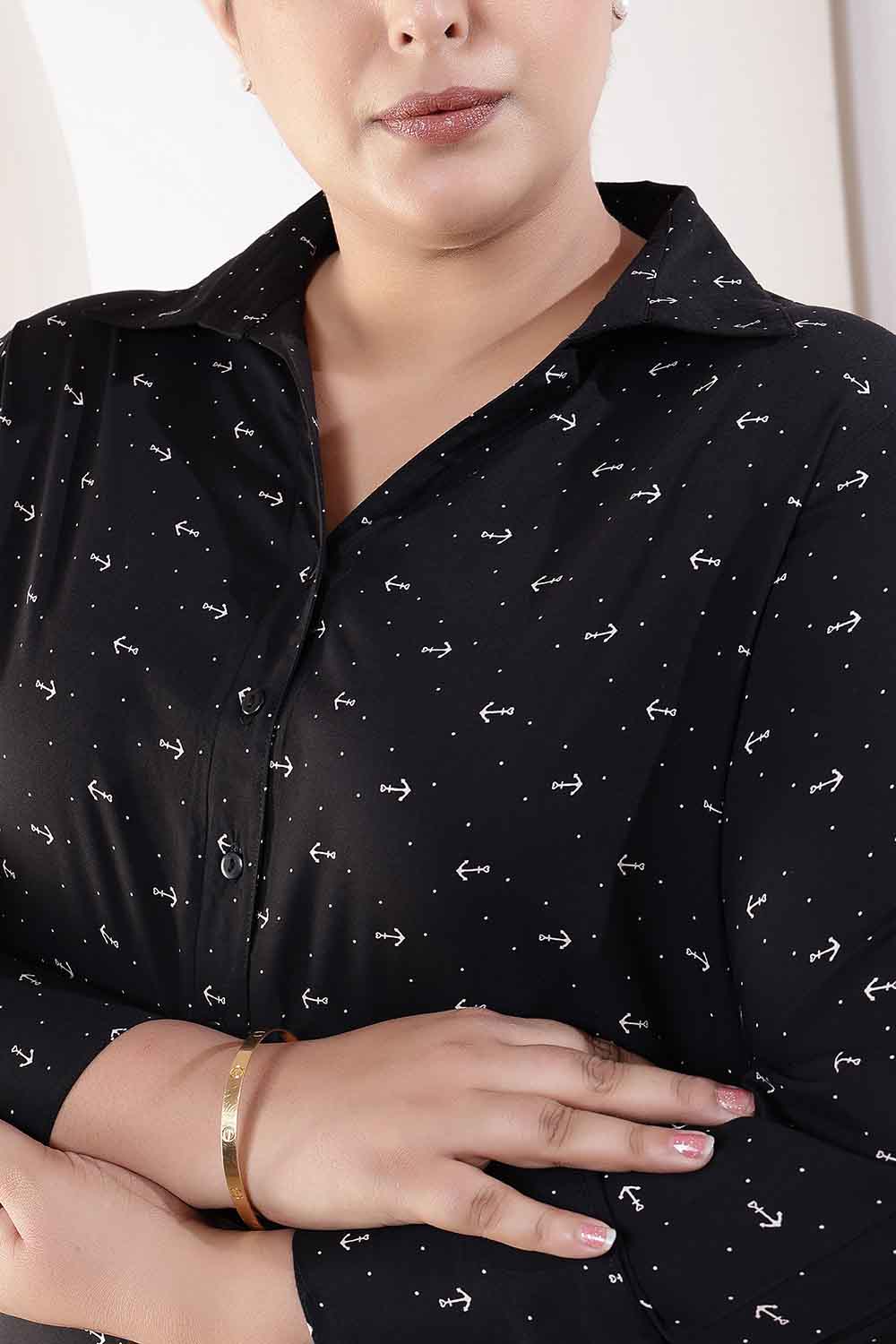 Comfortable Plus Size Black Anchor Print High Slit Styled Cuff Rayon Shirt
