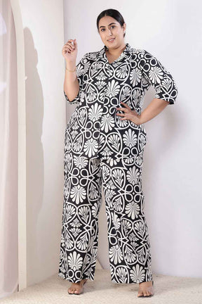 Plus Size Black & White Floral Print Cotton Shirt Coord Set