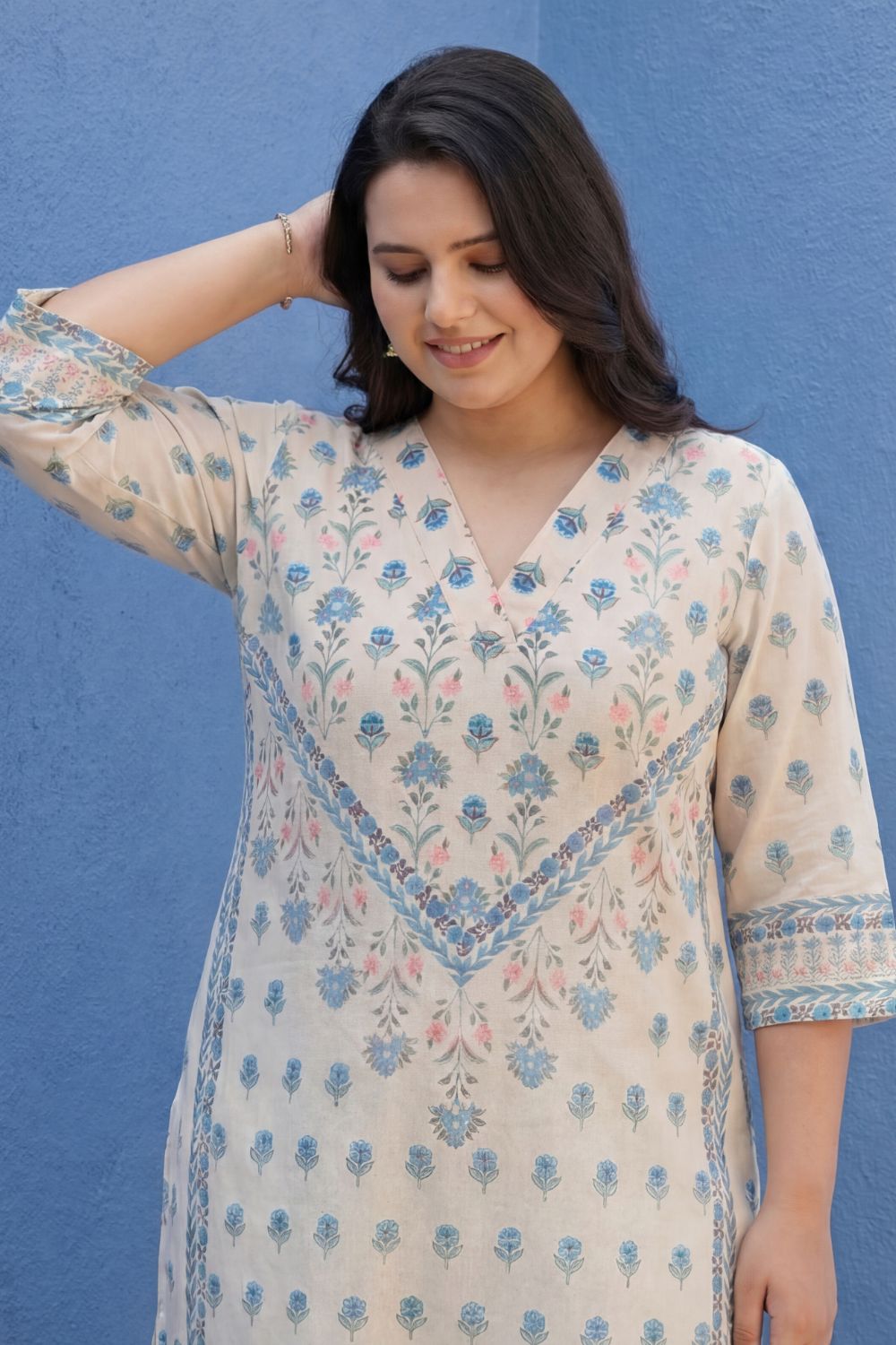 Plus Size Cream Mughal Floral Cotton V-Neck Kurta