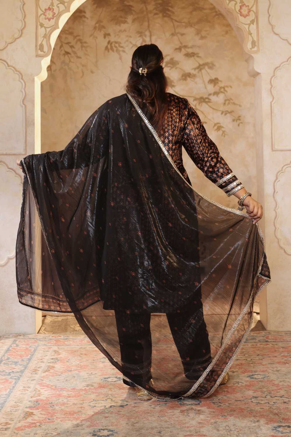 Plus Size Black Ethnic Printed Velvet Suit Set