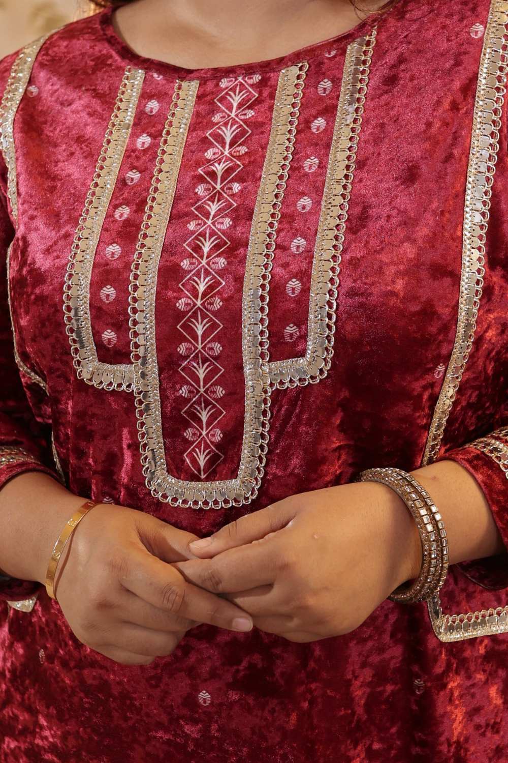 Plus Size Maroon Print Velvet V Neck Suit Set