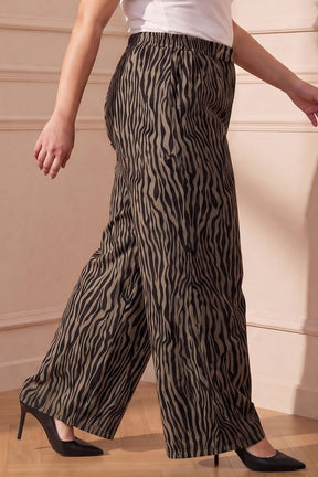 Plus Size Animal Print SnugWeave™ Winter Top Coord Set