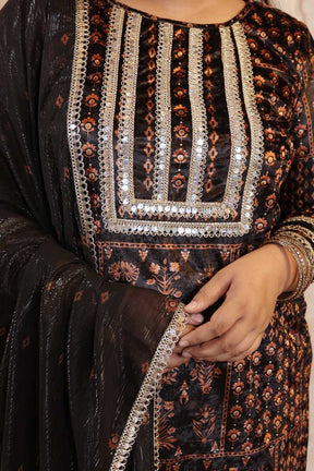 Plus Size Black Ethnic Printed Velvet Suit Set