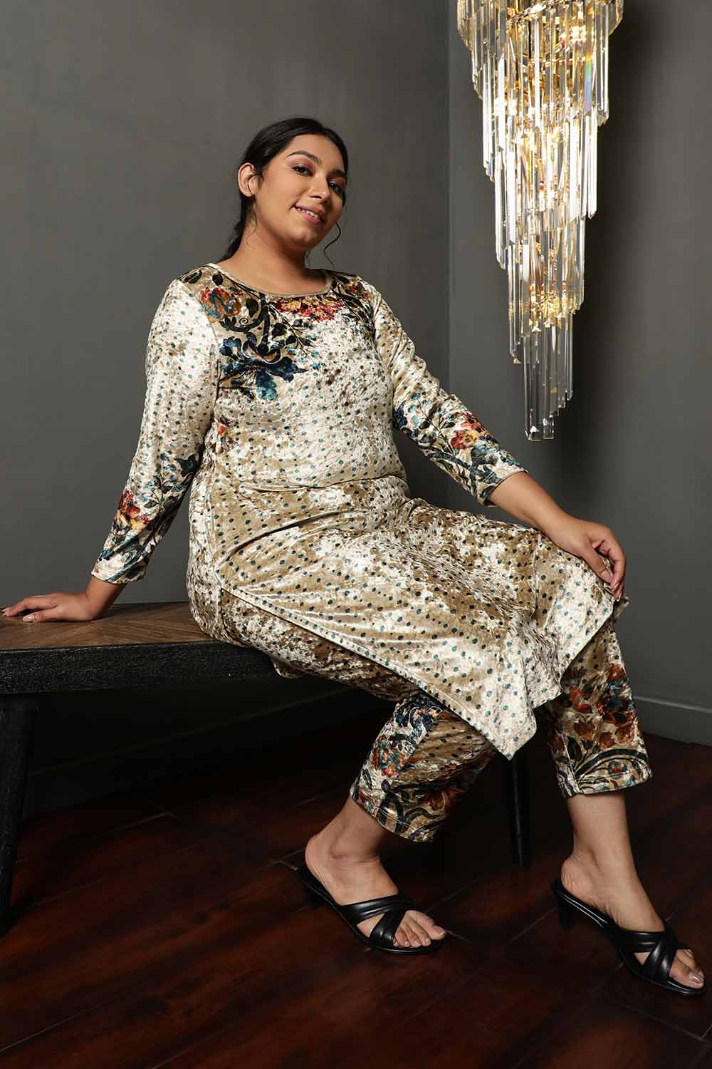 Floral Ethnic Print Velvet Kurta