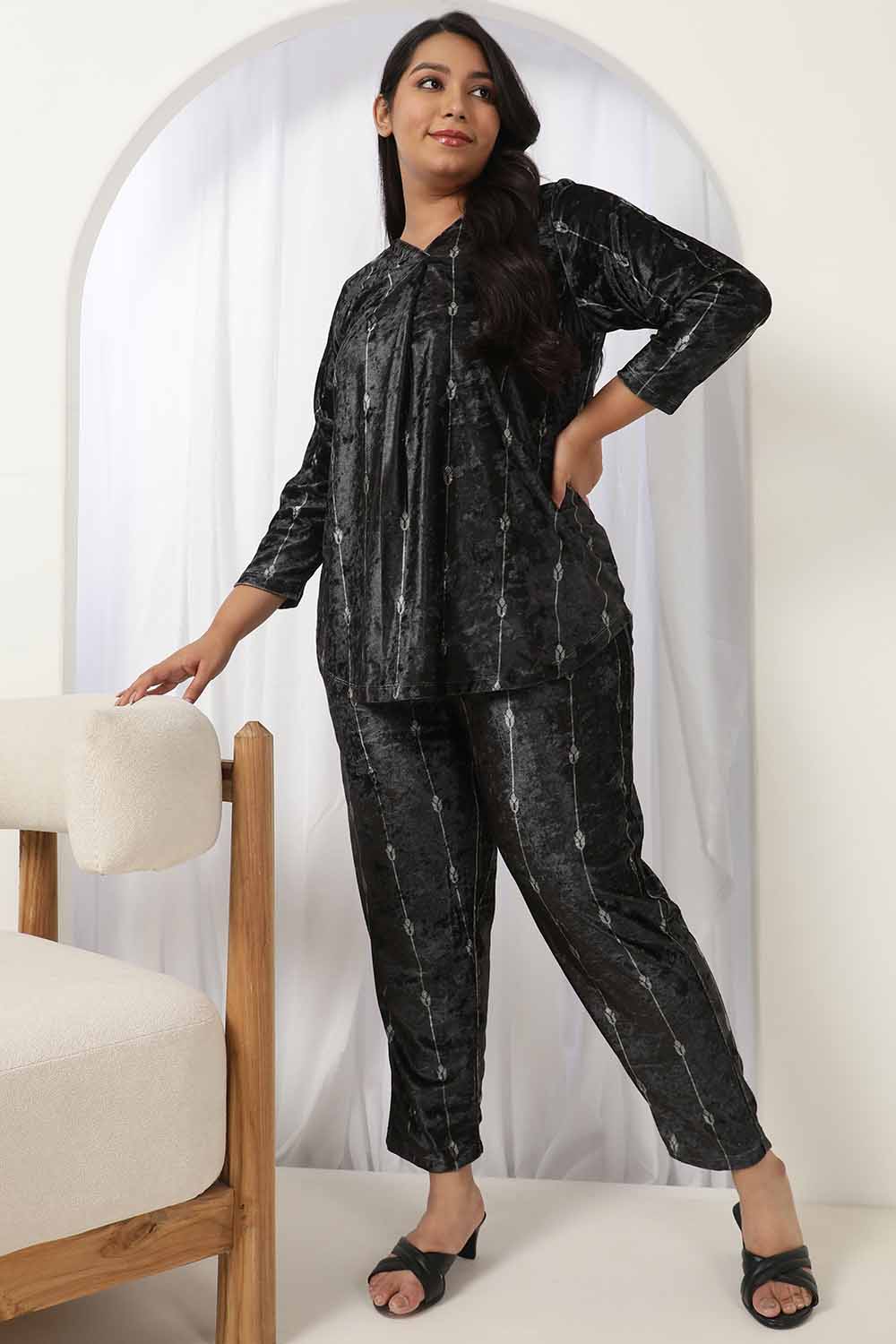 Plus Size Black Printed Velvet Pant