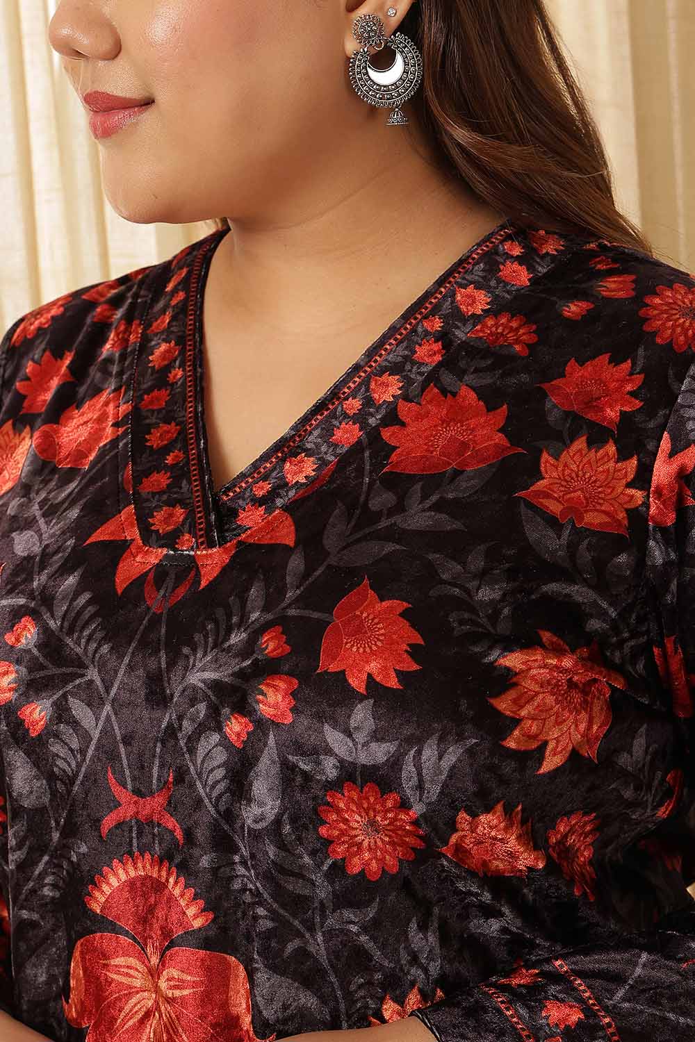 Plus Size Black Red Floral Velvet Coord Set