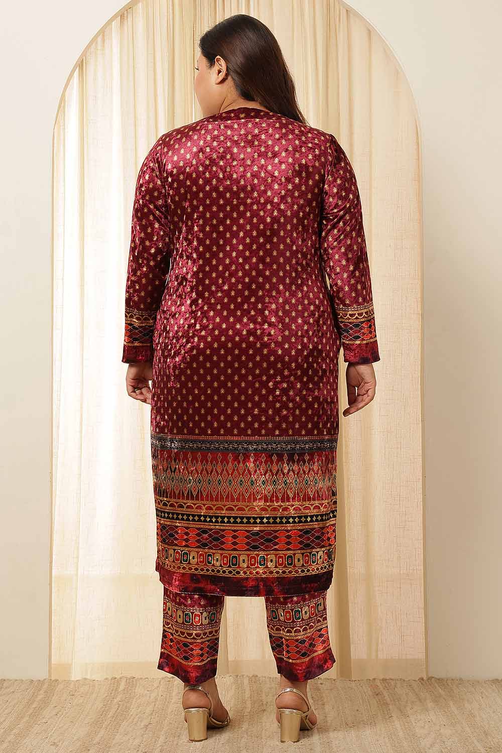 Comfortable Plus Size Maroon Border Print Velvet Coord Set