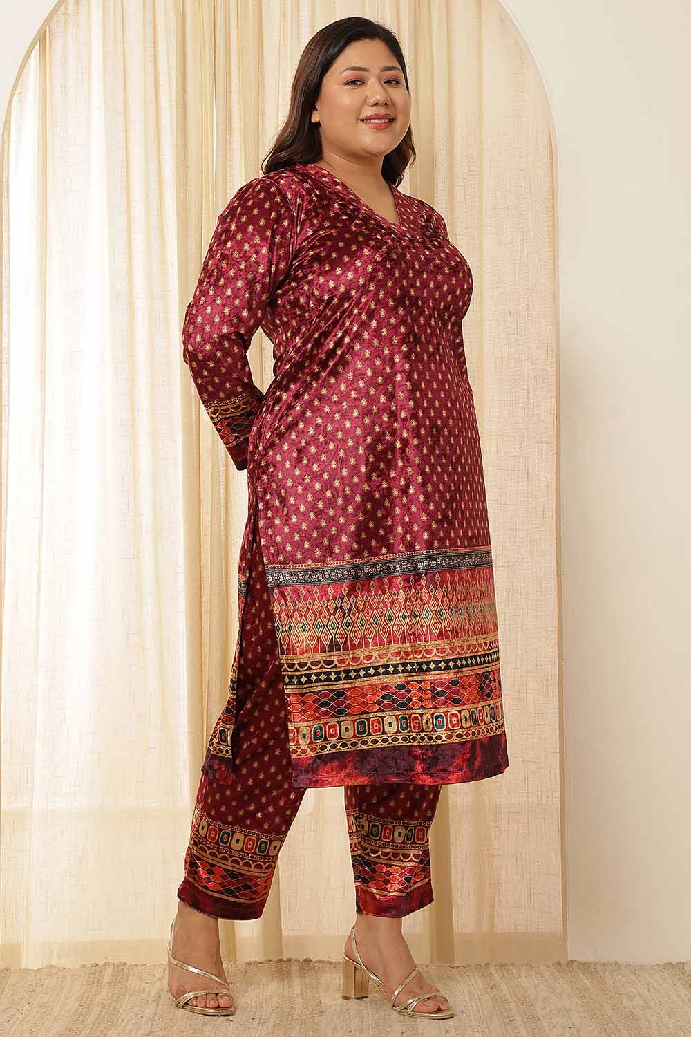 Plus Size Maroon Border Print Velvet Coord Set for Women