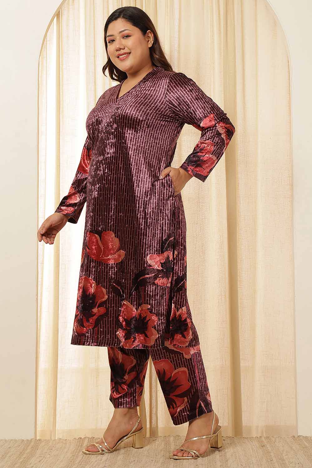 Plus Size Plus Size Purple Floral Border Velvet Coord Set