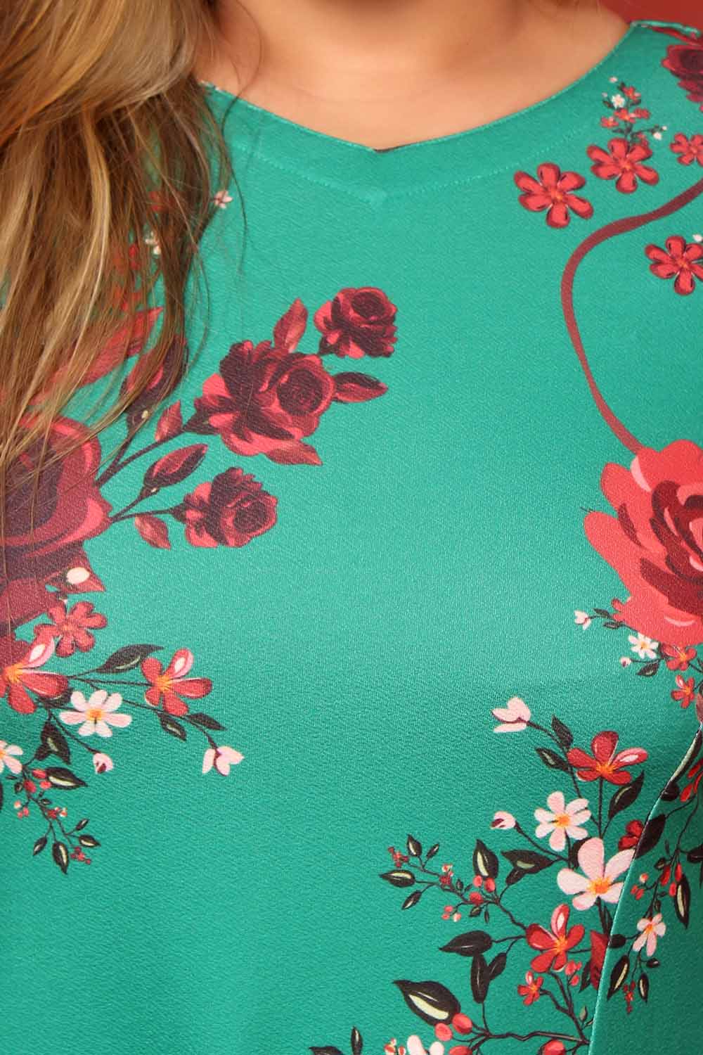 Plus Size Ditsy Green Red Floral Dress