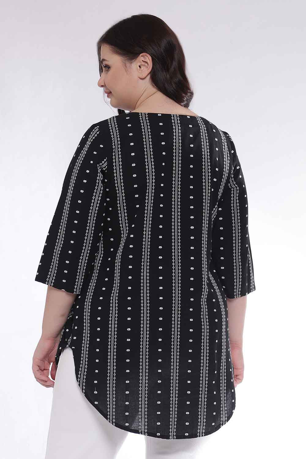 Plus Size Black Weave Work V Neck Top