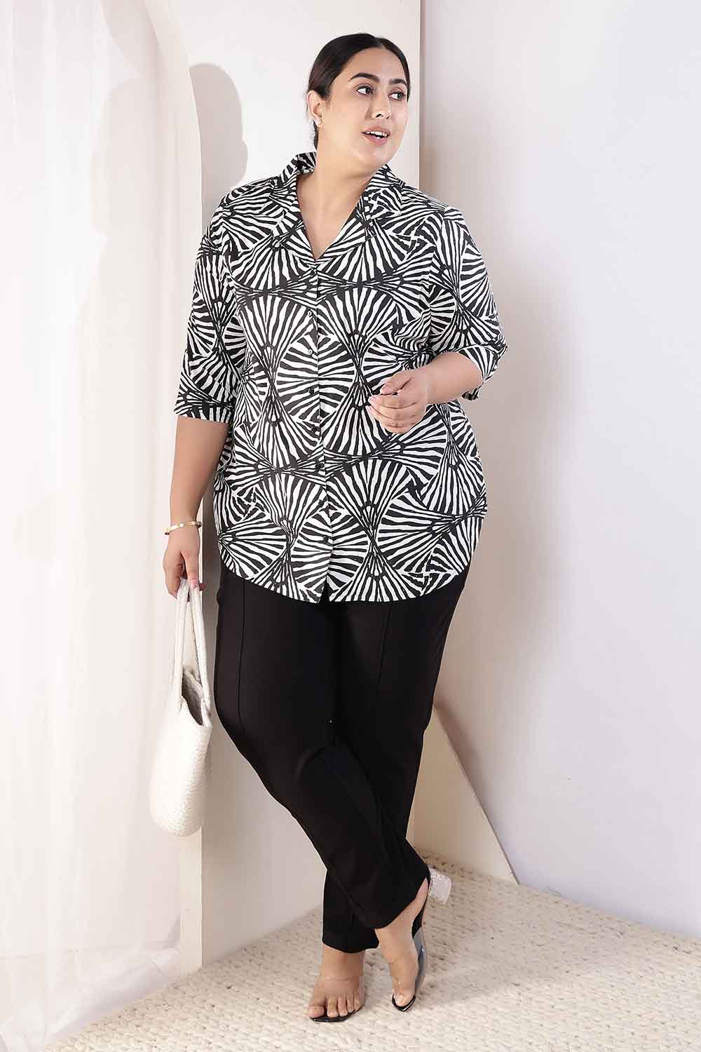Plus Size Black & White Abstract Print Cuban Collar Cotton Shrt