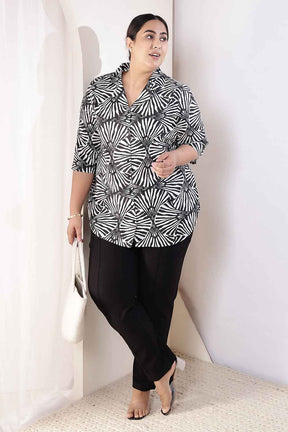 Plus Size Black & White Abstract Print Cuban Collar Cotton Shrt