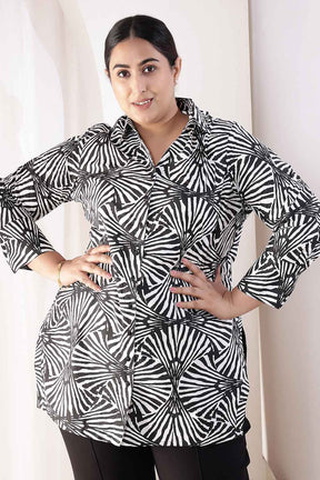 Plus Size Black & White Abstract Print High Slit Styled Cuff Cotton Shirt
