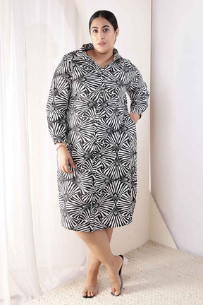 Plus Size Black & White Abstract Print Shirt Dress