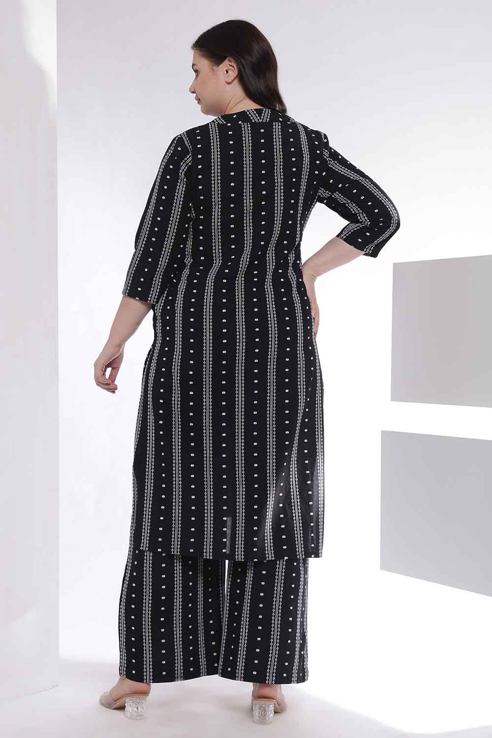 Comfortable Plus Size Black Weave Work Kurta Coord Set