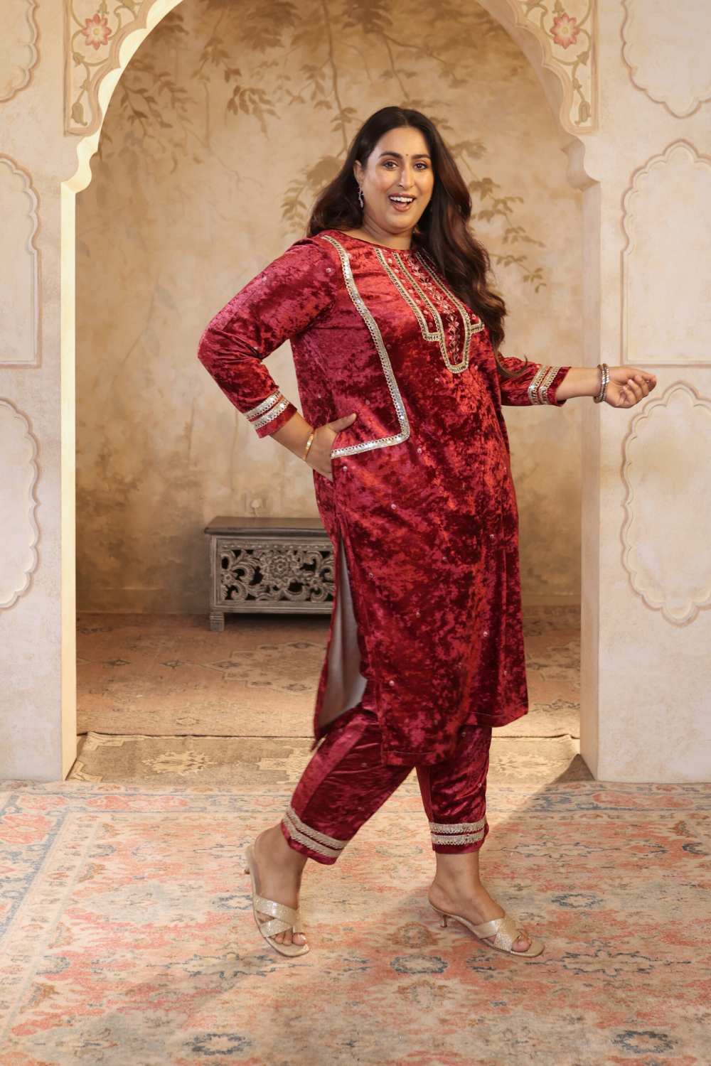 Plus Size Maroon Print Velvet V Neck Suit Set for Women