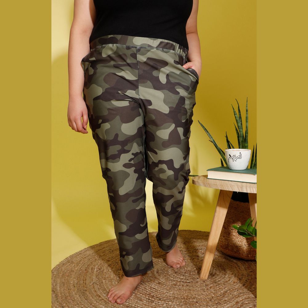 Comfortable Green Camouflage Printed Lounge Pants