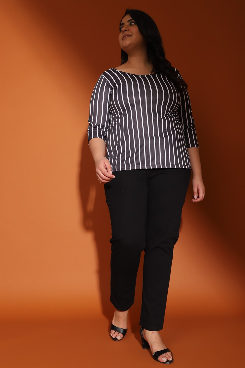 Black Striped Round Neck Tshirt