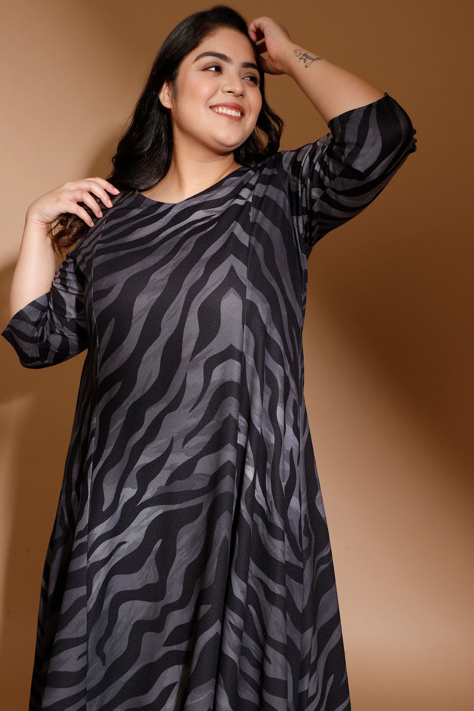 Plus Size Black Nightiger Printed Maxi Dress