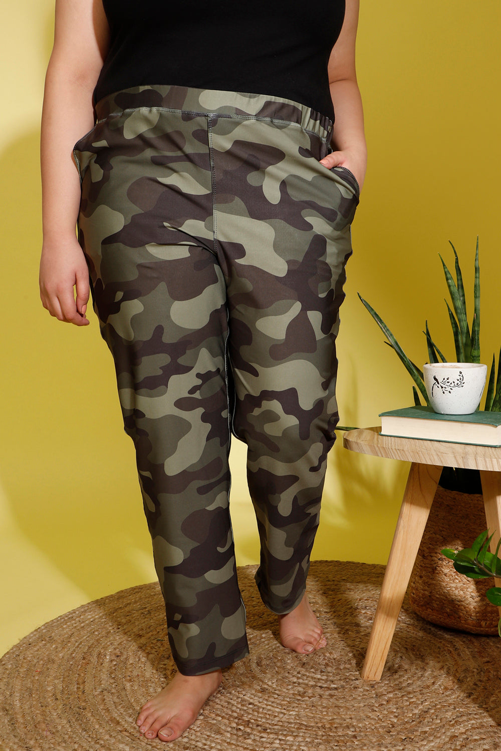 Green Camouflage Printed Lounge Pants